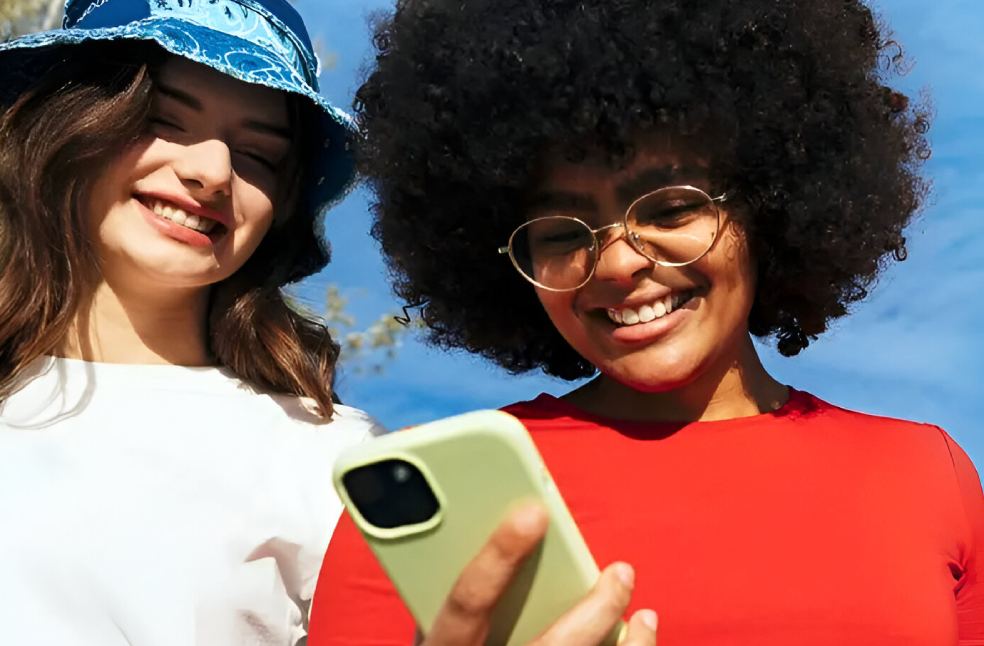 Adobe introduces premiere video editing app for iOS - Emirati Times