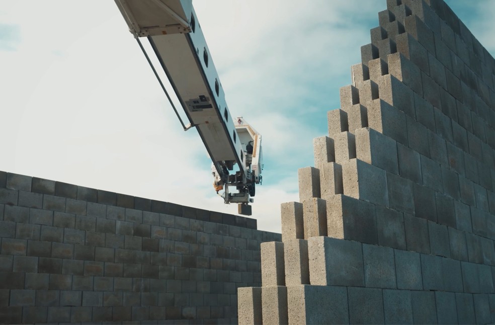 Dubai Municipality unveils world’s 1st Robotic Villa Project