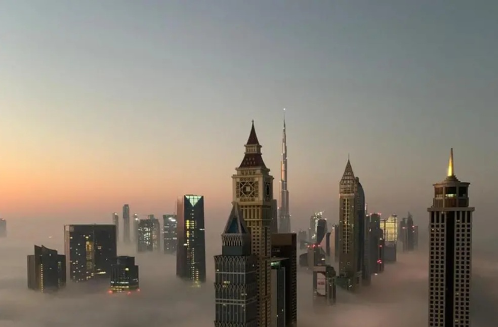 UAE warns of frequent fog and low visibility in March