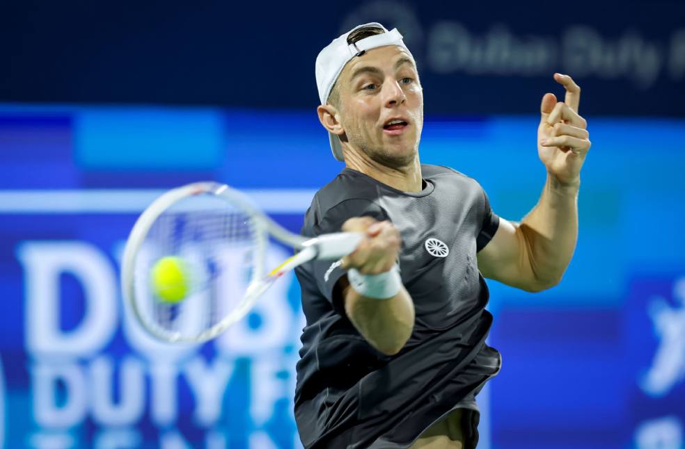 Dutch star storms into Dubai Duty Free Tennis Championships title match