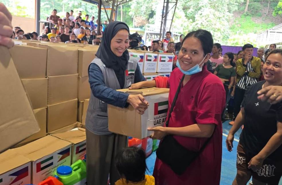 UAE delivers emergency aid to quake-hit Philippines